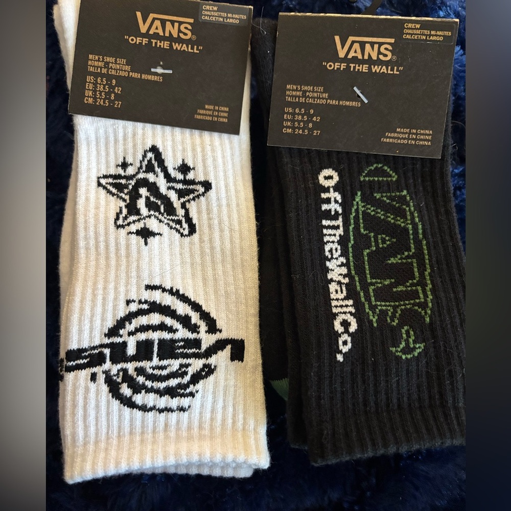 Vans teens / men’s crew socks 2 pairs 6.5-9 nwt